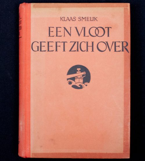(Book) Klaas Smelik - Een vloot geeft zich over (1942)