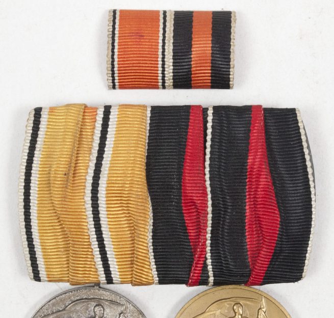 German double medalbar with Anschlussmedaille + Sudetenlandmedaille (1938)