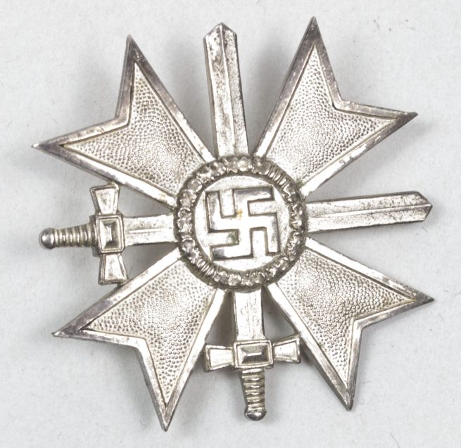 Kriegsverdienstkreuz 1e Klasse (KVK1) War Merit Cross first Class mm 43 Julius Bauer + case