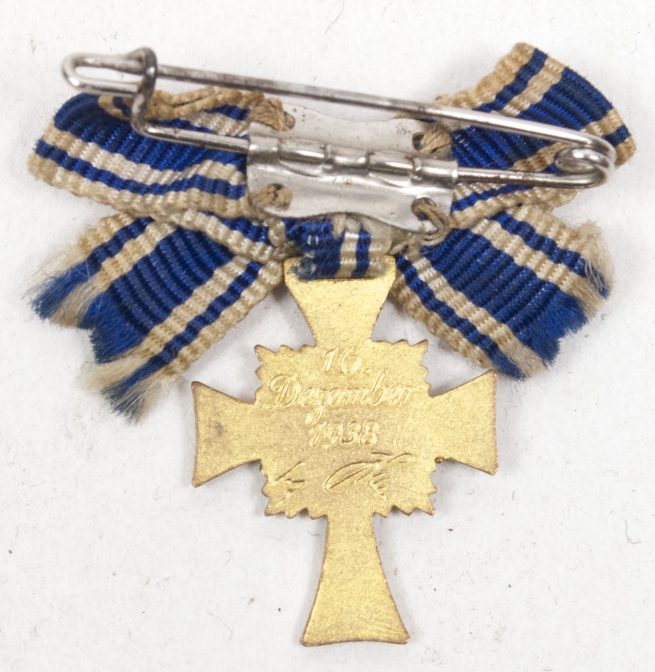 Miniature MutterkreuzMothers cross in gold