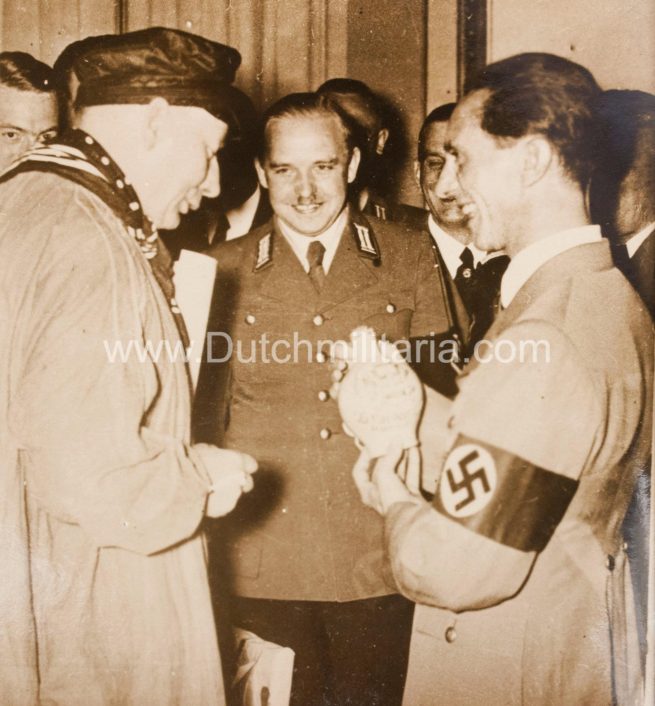 (Pressphoto) Der 40. Geburtstag von Reichsminister Dr. Goebbels (24x18cm)