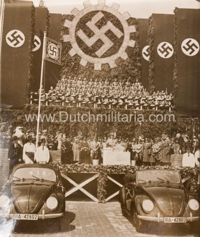 (Pressphoto) Hiter - Grundsteinlegung zur Volkswagen-Fabrik in Fallersleben (24x18cm)