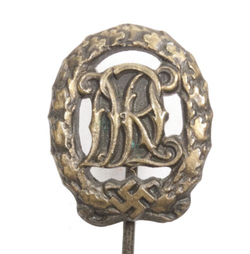 Deutsches Reichssportabzeichen (DRL) bronze miniature stickpin (MM Wernstein Jena)