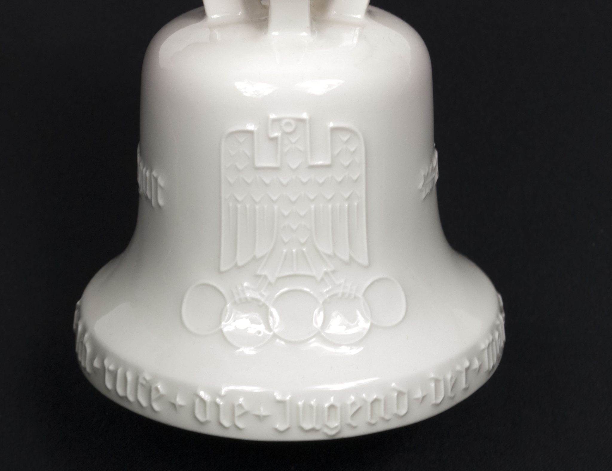 KPM Berlin Porcelain Olympic Games 1936 bell + wooden base - Image 14
