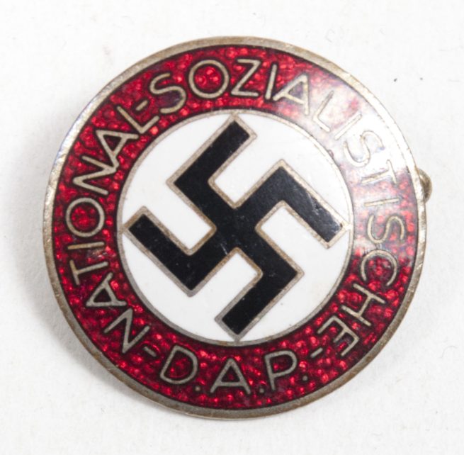 NSDAP Parteiabzeichen (RZM M190 Apreck u. Vrage)