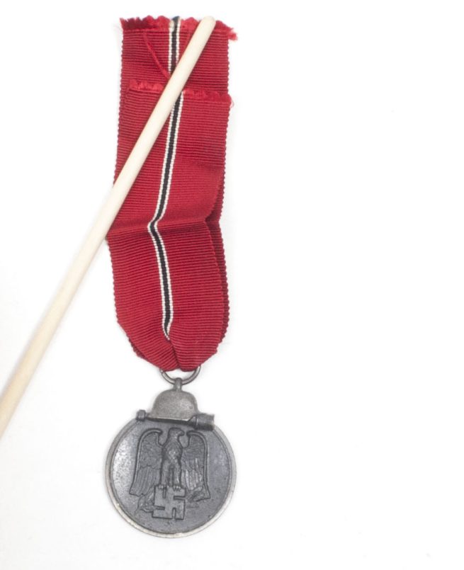 Ostmedaille Winterschlacht im Osten + enveloppe (MM Metallwarenfabrik Posen Hans Dieren)