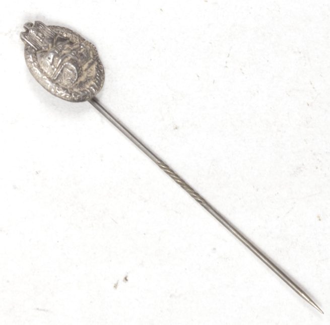 Panzerkampfabzeichen (PKA) Panzer Assault Badge (PAB) miniature stickpin