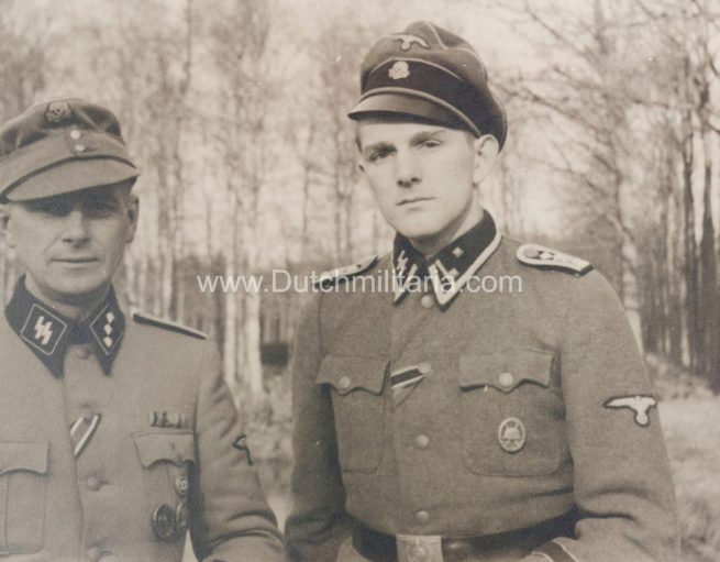 (Photo) SS -Untersturmführer + SS-Hauptscharführer