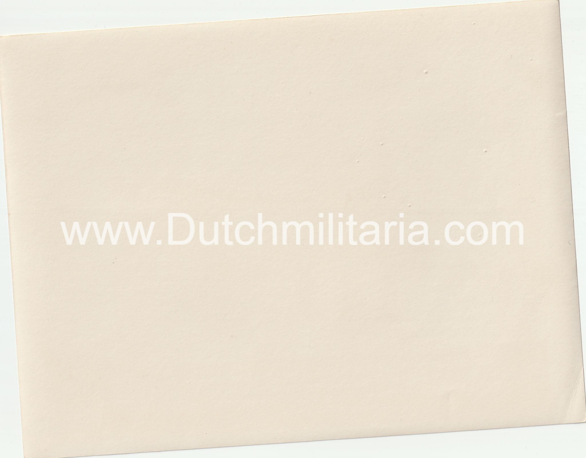 (Pressphoto) Ein Blick auf in die Karte und weiter gehts (24x18cm)