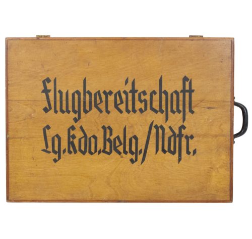 Flugbereitschaft Luftgau Kommando Belgien Nordfrankreich wood crate - rare