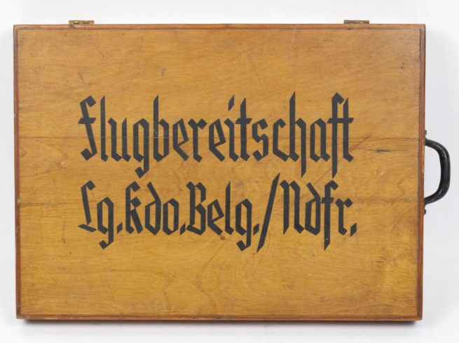 Flugbereitschaft Luftgau Kommando Belgien Nordfrankreich wood crate - rare