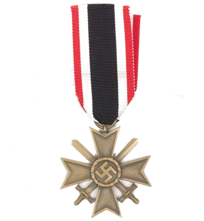 Kriegsverdienstkreuz (KVK) mit Schwerter War Merit Cross with swords