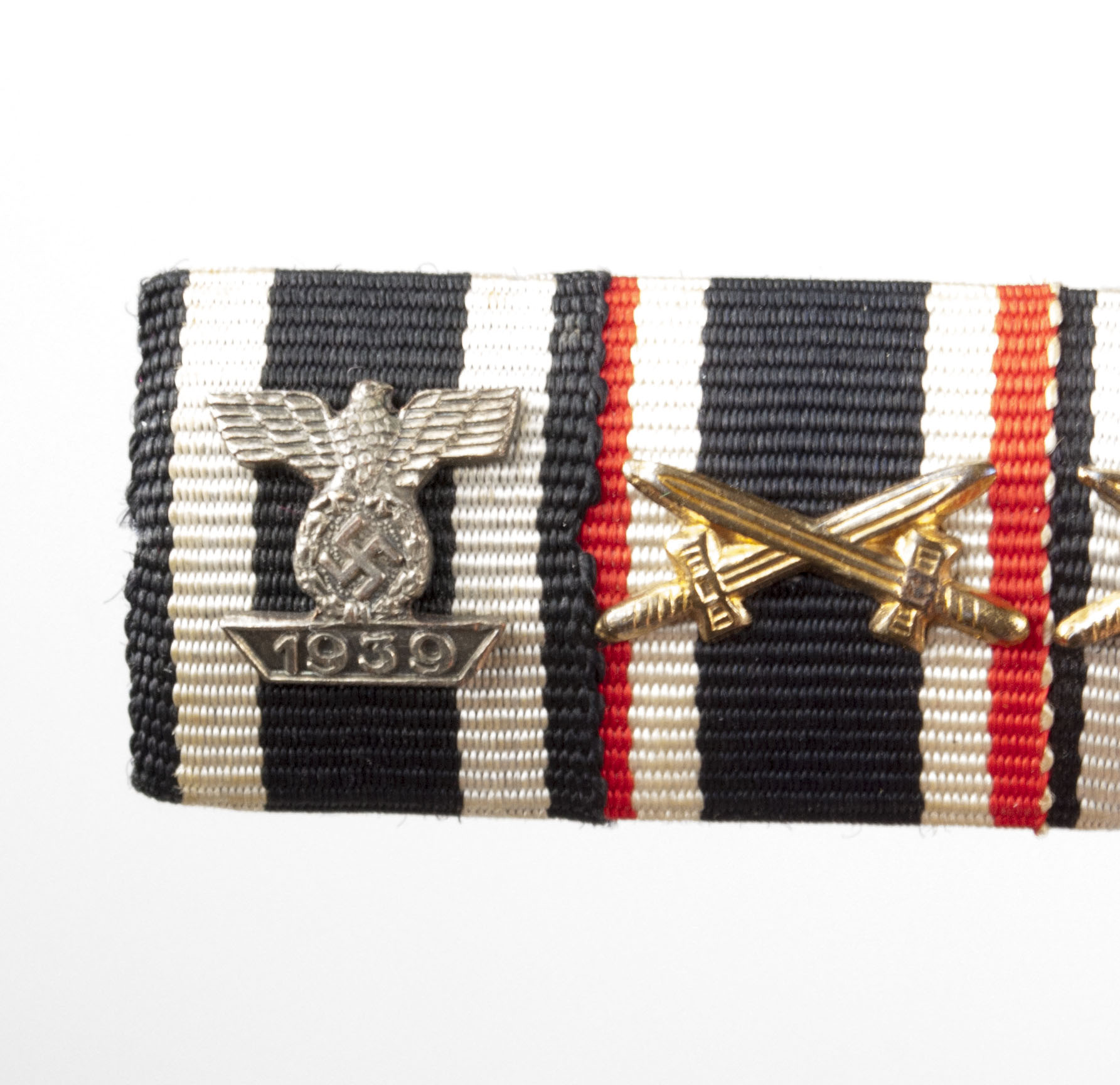 Ribbon with Ek2Wiederholungsspange + KVK2 + FEK + Oldenburg FA medal +Treue Dienst 25 Jahre medals + Dienstauszeichnung