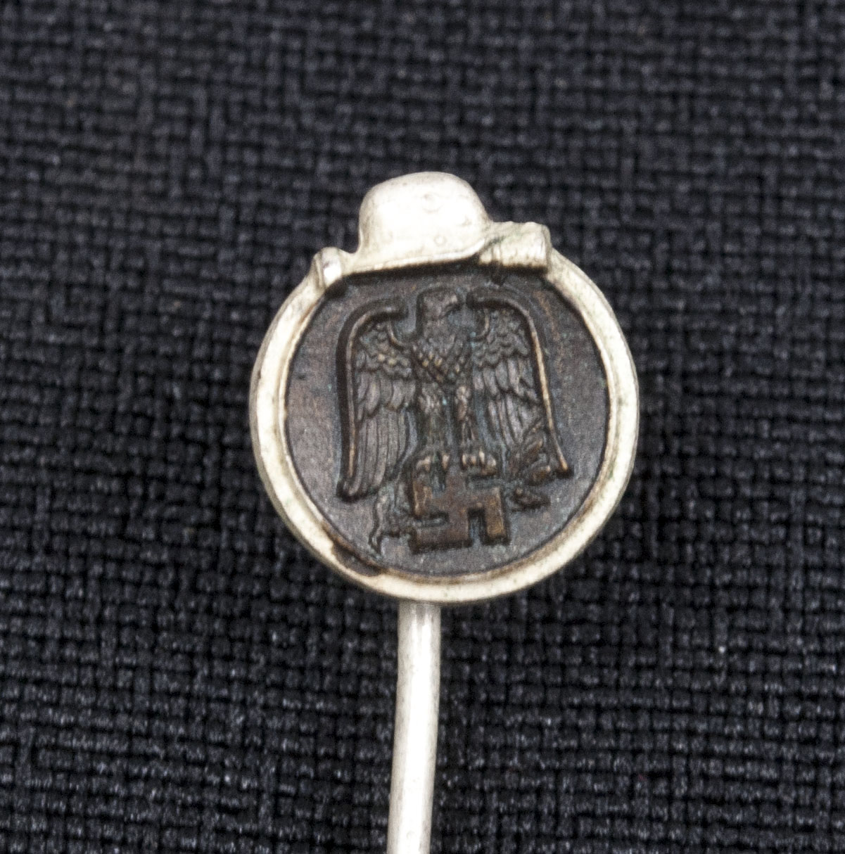Miniature (9 millimeter) Winterschlacht im Osten Ostmedaille stickpin - extremely rare