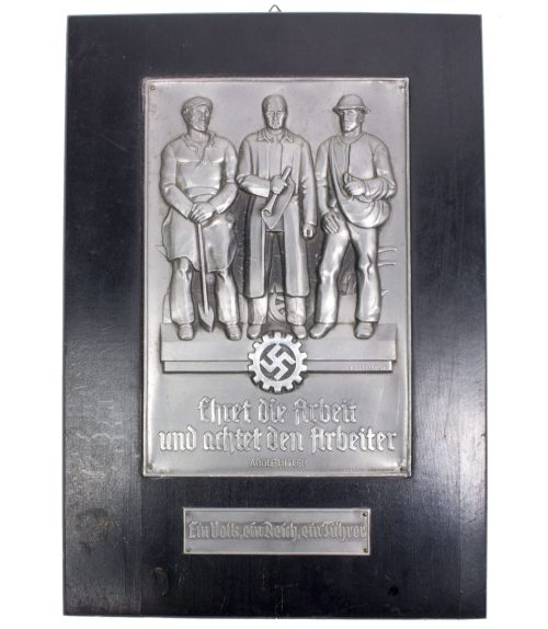 Deutsche Arbeitsfront (DAF) Plaque “Ehret die Arbeit und achtet den Arbeiter”
