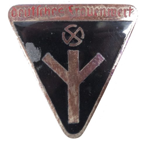 Deutsches Frauenwerk memberbadge (RZM M125)