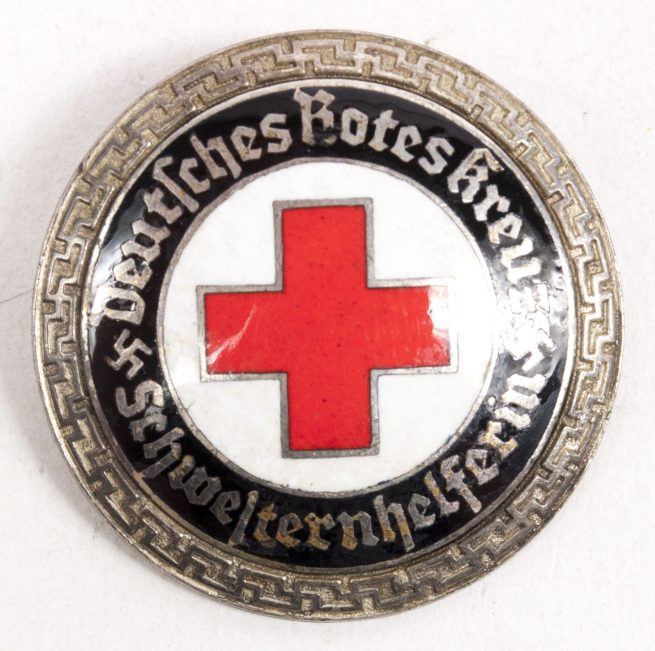 Deutsches Rotes Kreuz (DRK) Schwesternhelferin brooch