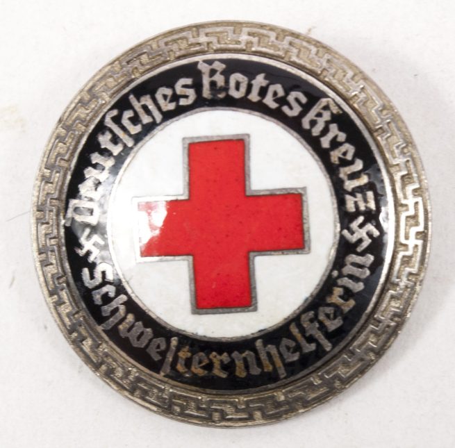 Deutsches Rotes Kreuz (DRK) Schwesternhelferin brooch