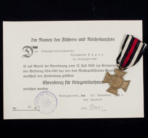 Ehrenkreuz für Kriegsteilnehmer + citation (Johanniterschwester)