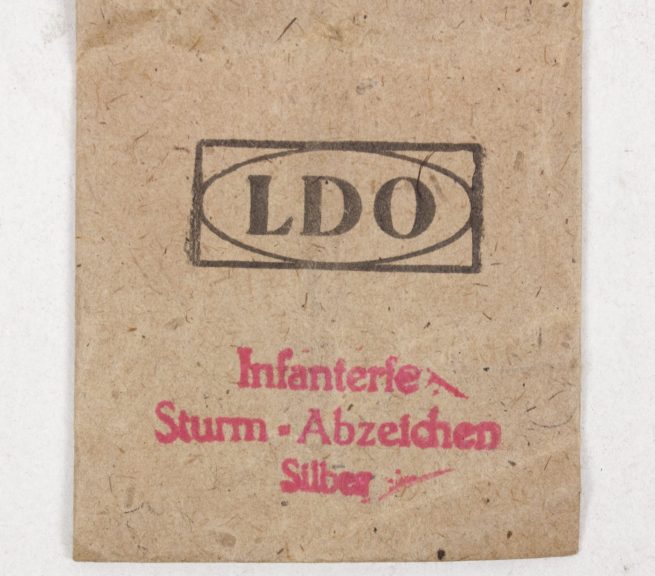 Infanterie Sturmabzeichen (IAB) in silber LDO Packet