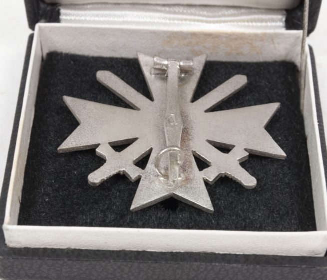 Kriegsverdienst Kreuz Erste Klasse (KVK1) War Merit Cross First Class + case MM “1” Deschler