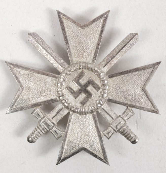 Kriegsverdienst Kreuz Erste Klasse (KVK1) War Merit Cross First Class + case MM “1” Deschler