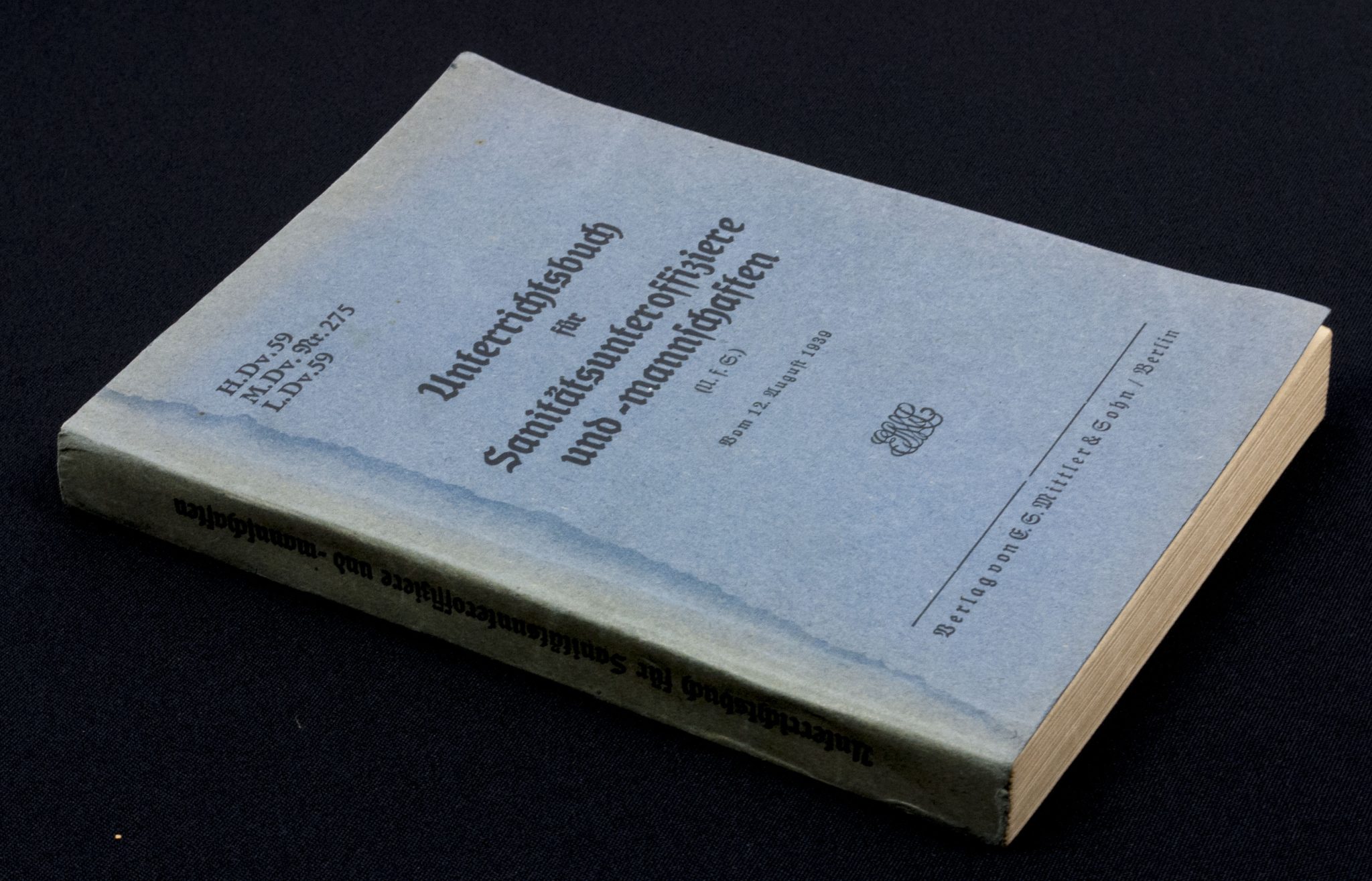 (Book) DRK – Unterrichtsbuch für Sanitätsunteroffiziere und-Mannschaften (1940) (Book) DRK - Unterrichtsbuch für Sanitätsunteroffiziere und-Mannschaften (1939)