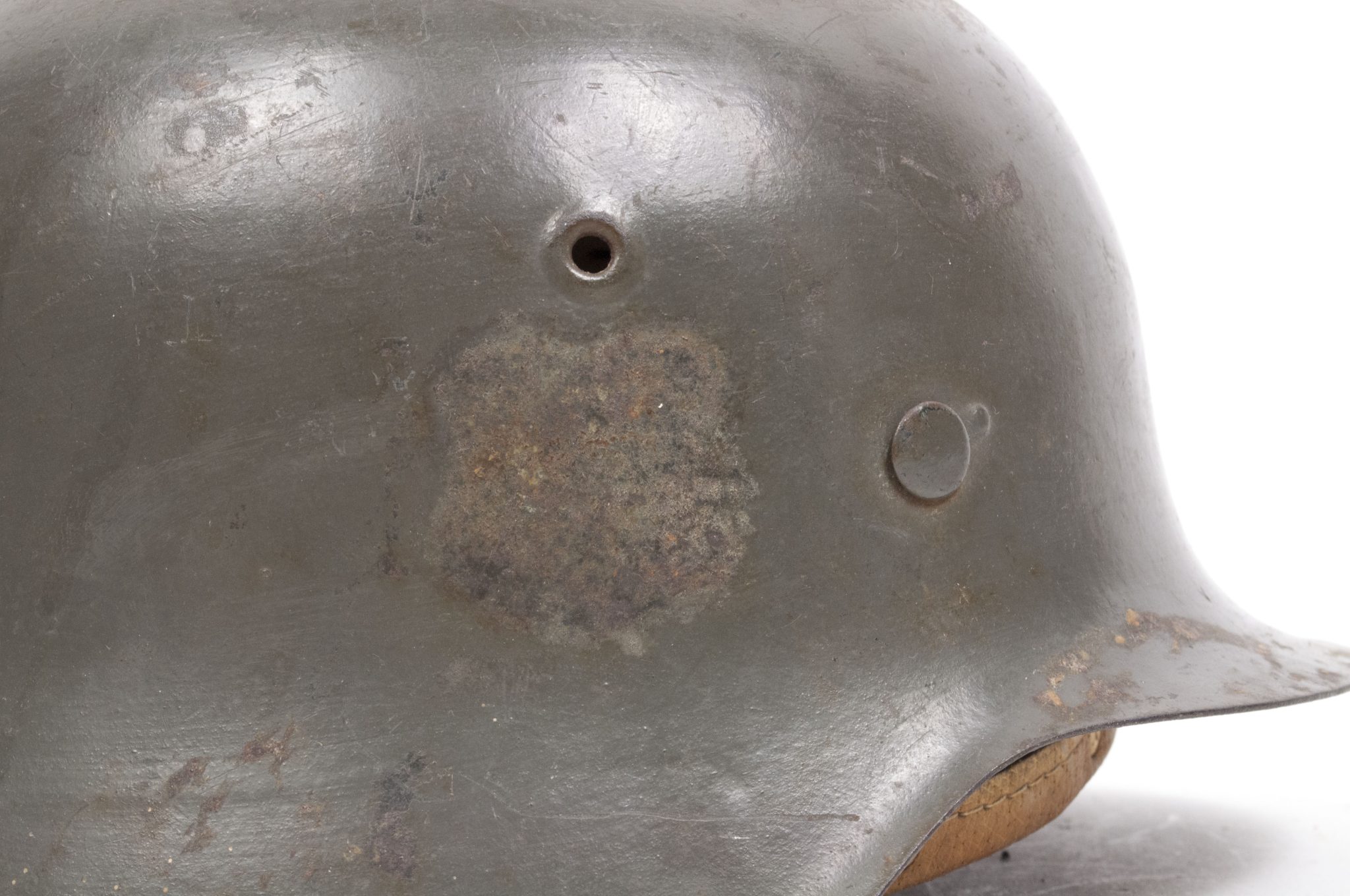 (Denmark) Collection of Five Danish WW2 reissued M42 “Lokal Forsvars Region I-V” helmets - One ex-SS reissued - rare - Image 17