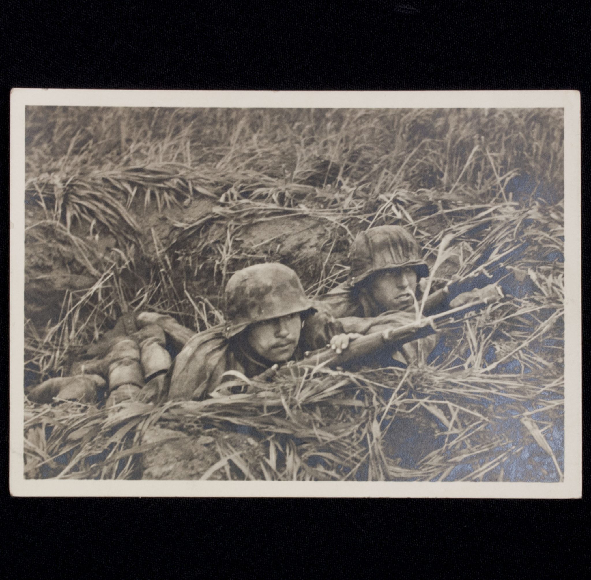 (Postcard) Unsere Waffen-SS in Schützenloch (send as SS-Feldpost)