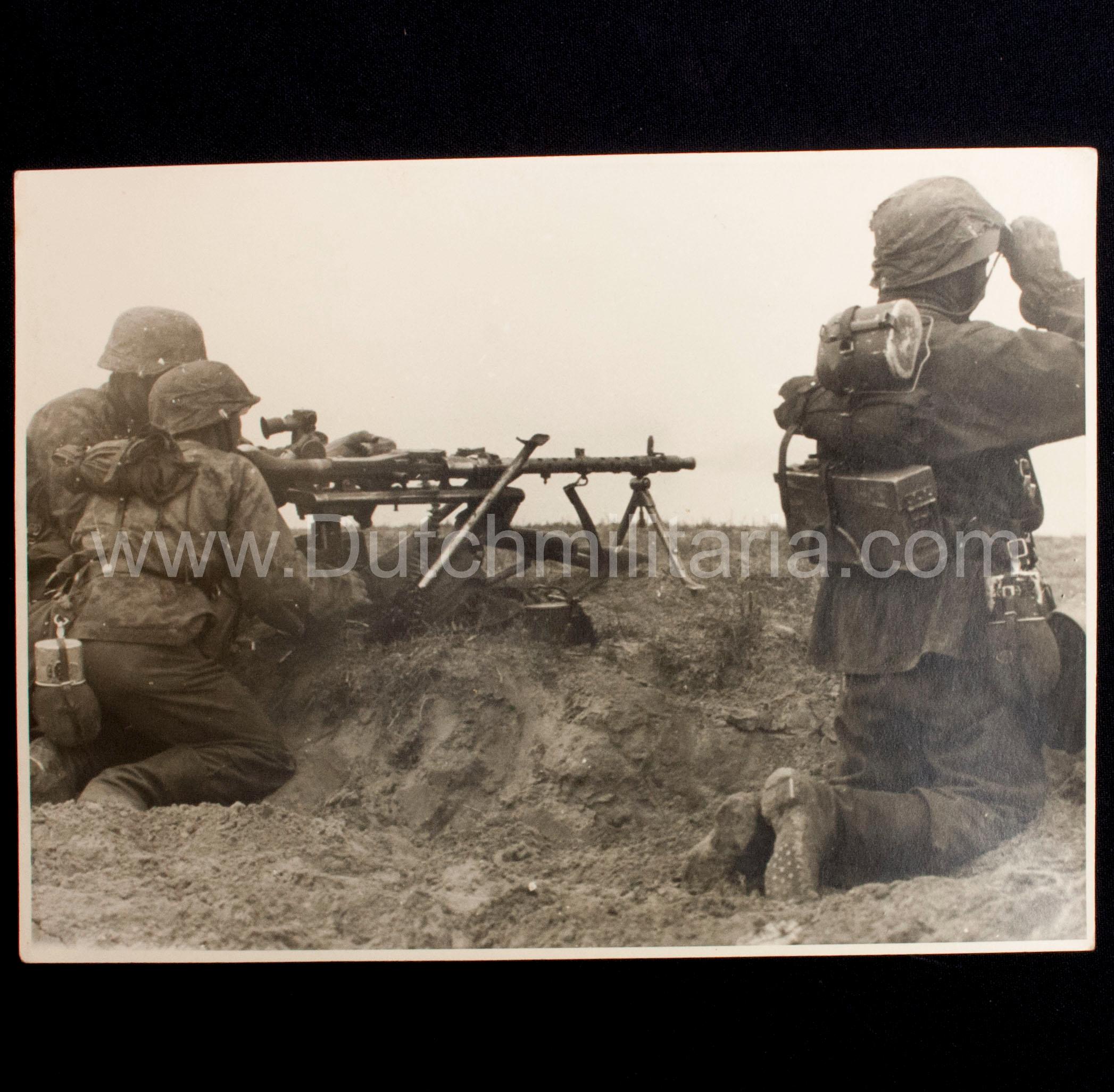 (Pressphoto) SS-Panzergrenadier Regiment Der Führer (24 x 18 cm)