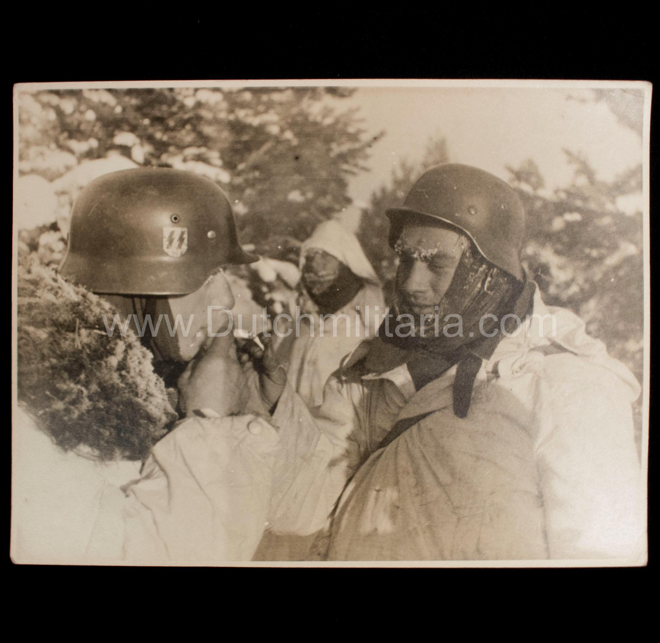 (Pressphoto) SS-Panzergrenadier Regiment Der Führer (24 x 18 cm)