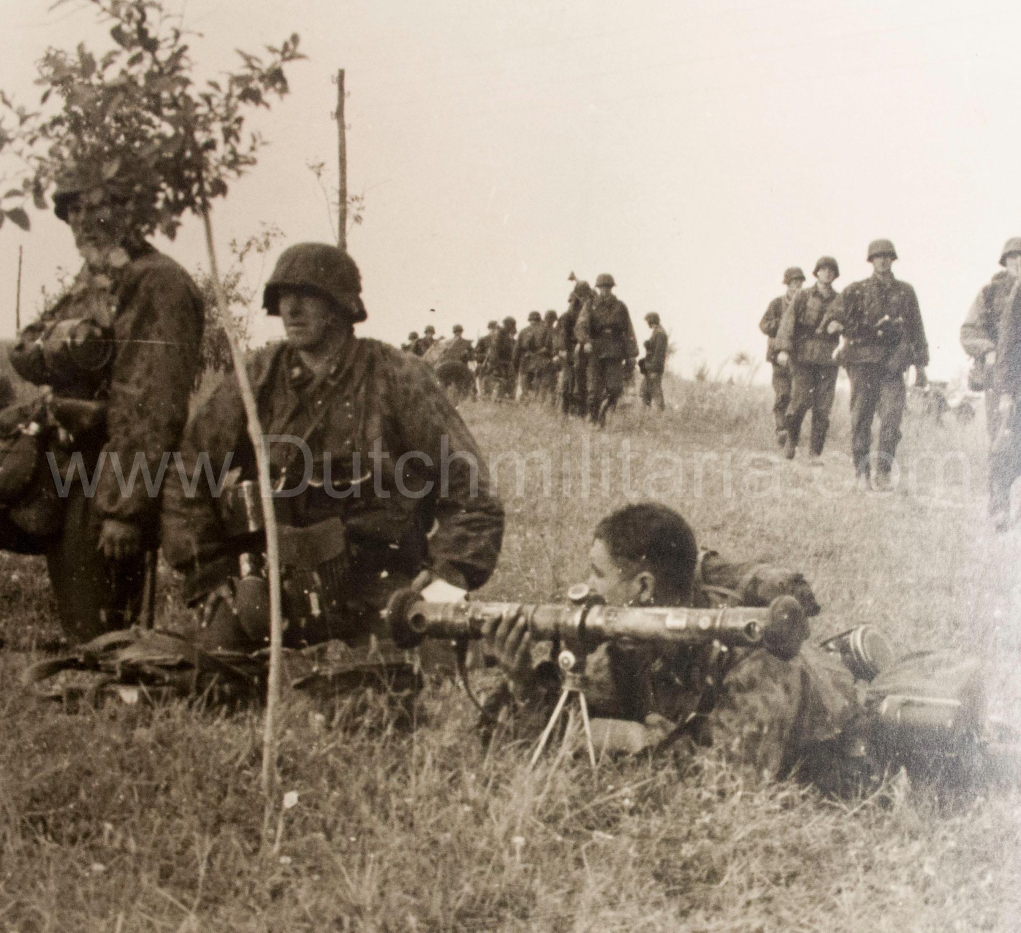 (Pressphoto) SS-Panzergrenadier Regiment "Der Führer" - Entfernungsmesser (24 x 18 cm) - Image 4