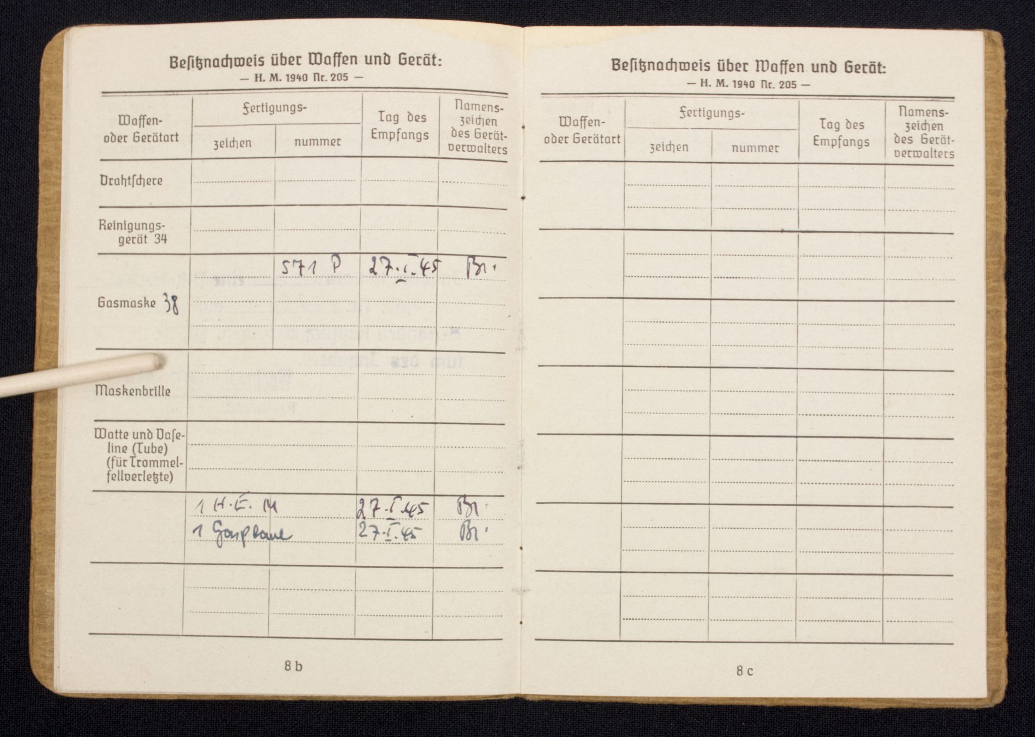 Soldbuch Gren.Ers. u. Ausb. Btl. 203 (with KVK2, EK1, Ek2, VWA Schwarz)
