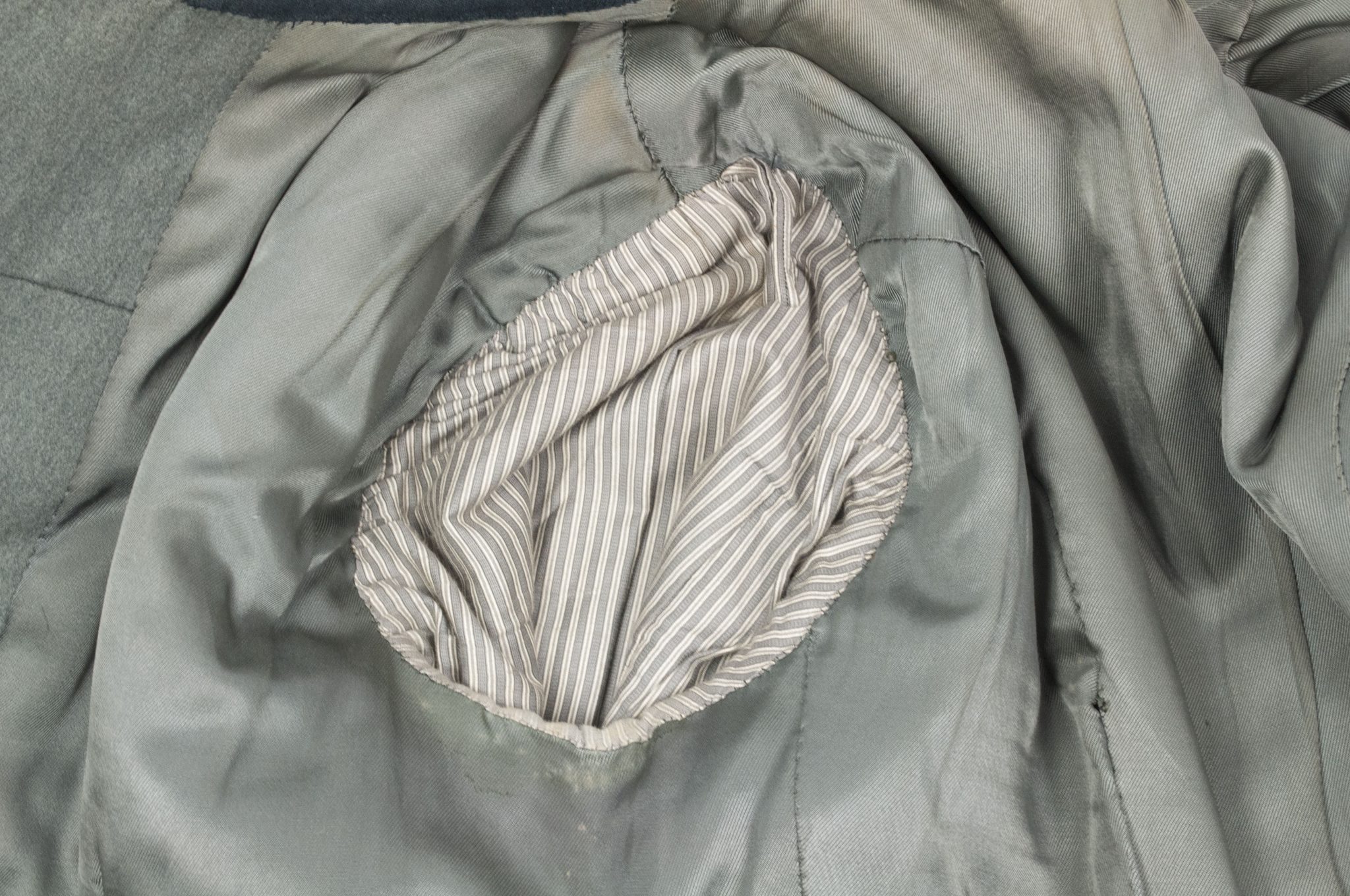 Wehrmacht (Heer) Artillerie EM Waffenrock - Image 60