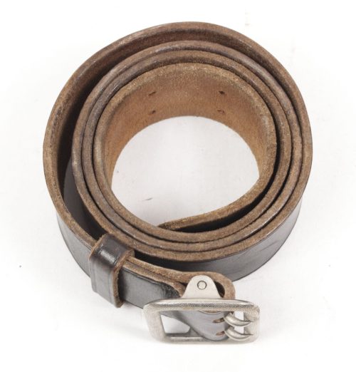 Wehrmacht (Heer) officers belt (marked RZM M572) (98 cm)