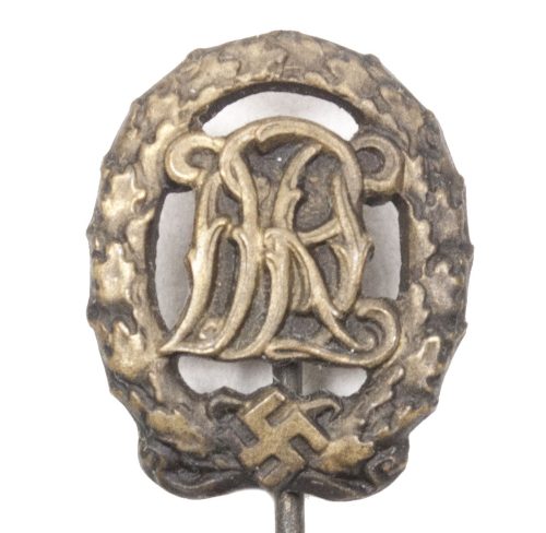Deutsches Reichssportabzeichen (DRL) bronze miniature stickpin