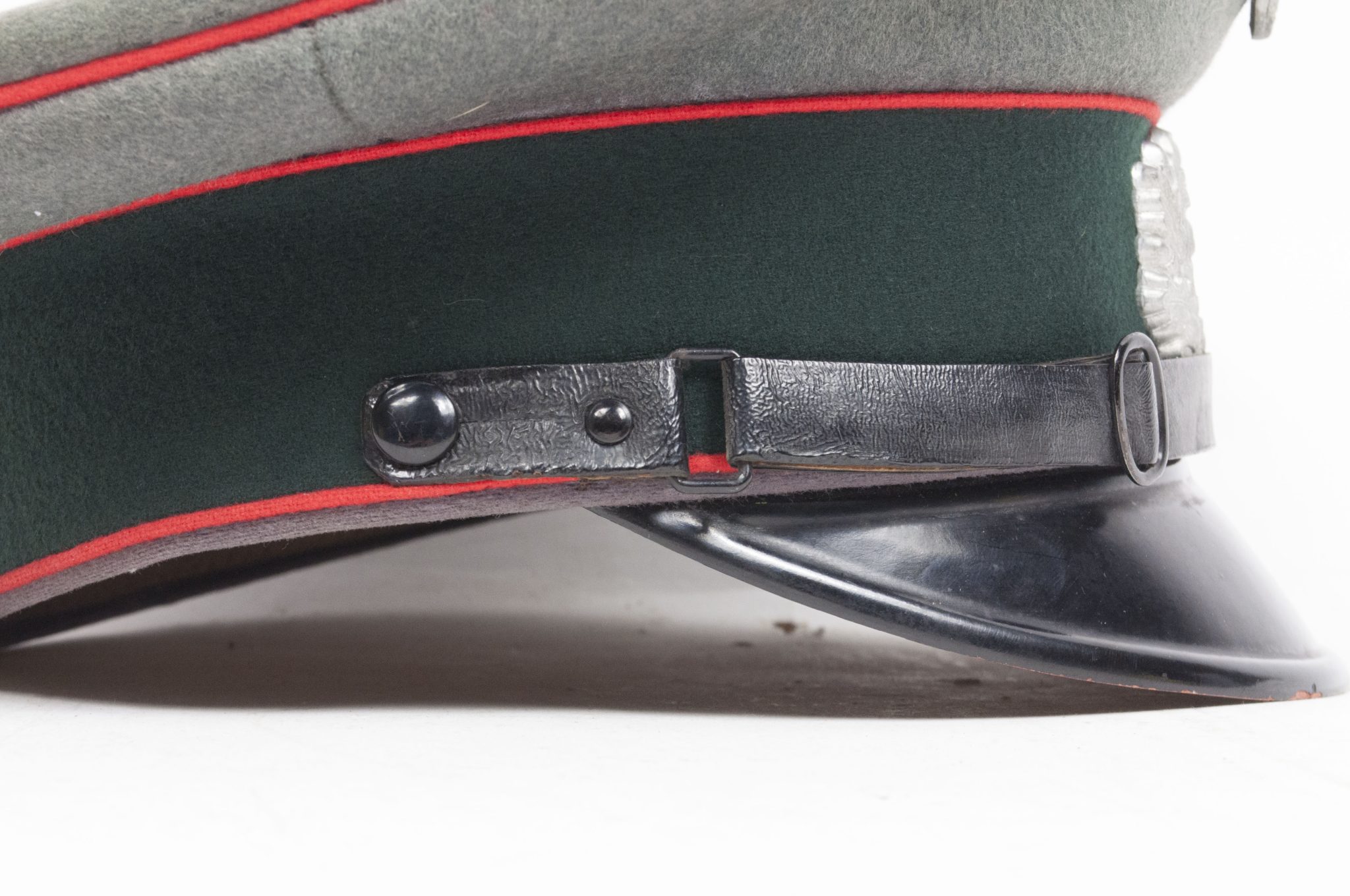 German Artillery NCO visor cap (NAMED: 3.1 A.R. 17. Erlangen) - Image 13