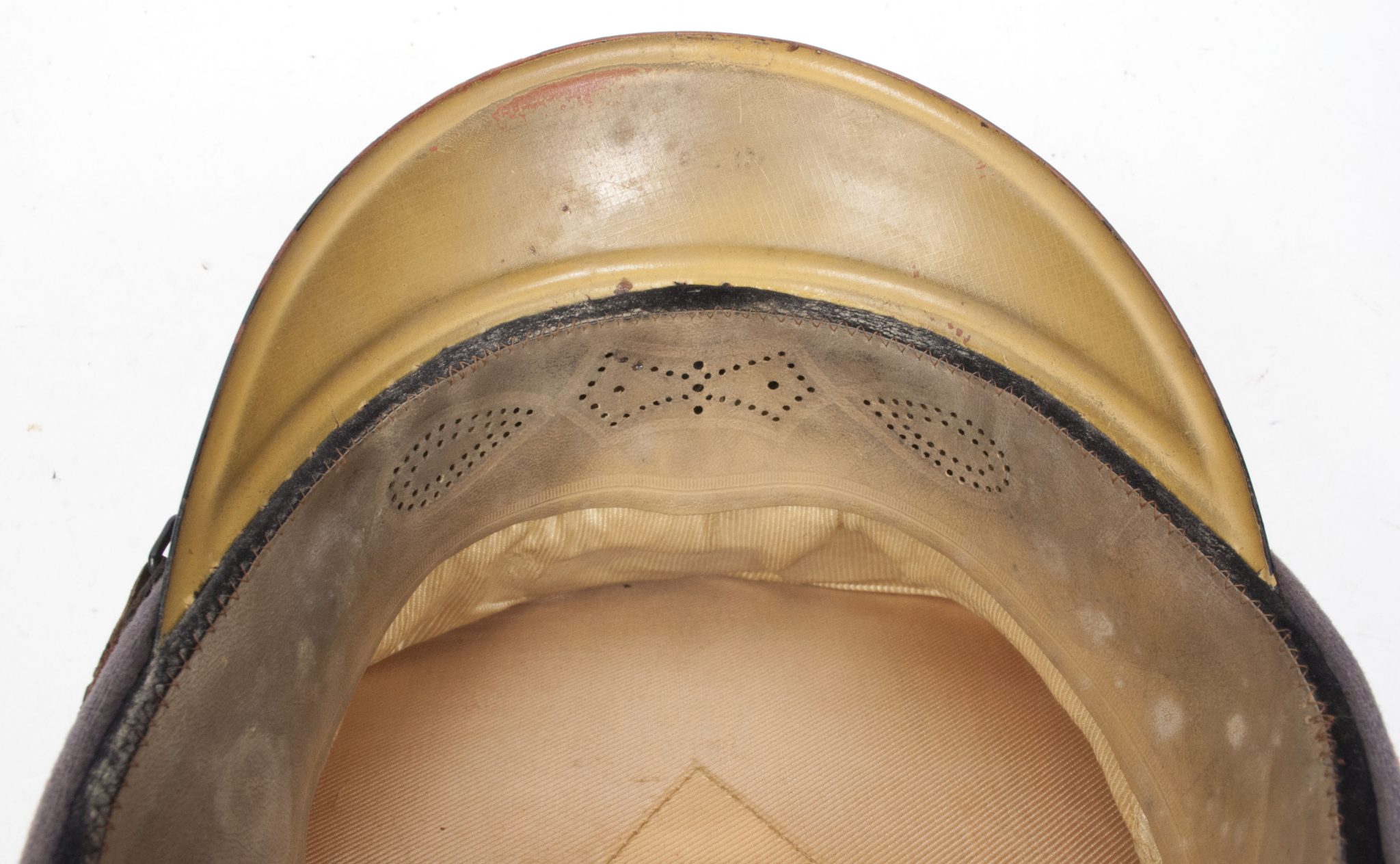 German Artillery NCO visor cap (NAMED: 3.1 A.R. 17. Erlangen) - Image 18