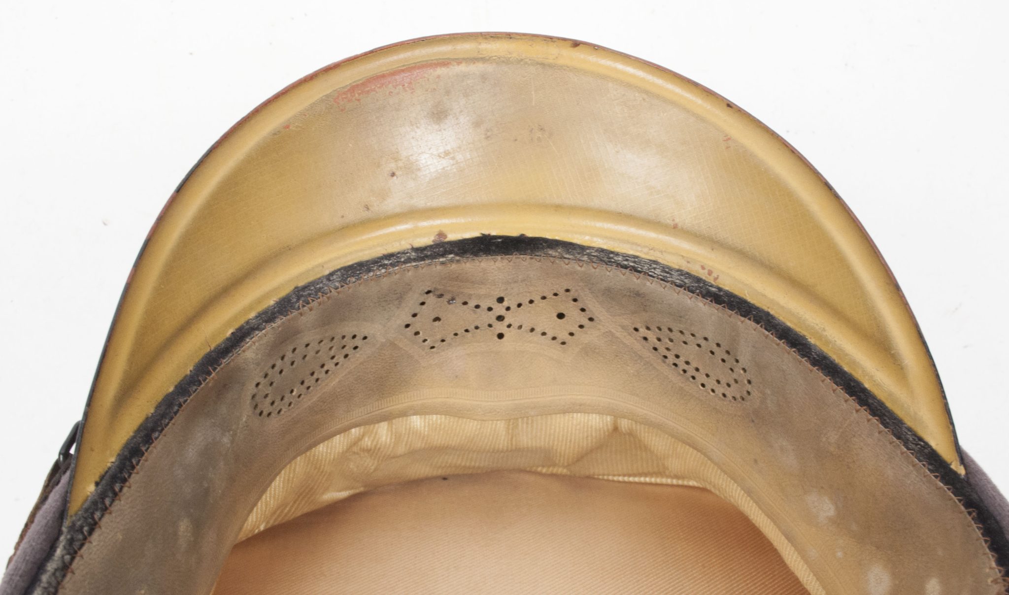 German Artillery NCO visor cap (NAMED: 3.1 A.R. 17. Erlangen) - Image 19