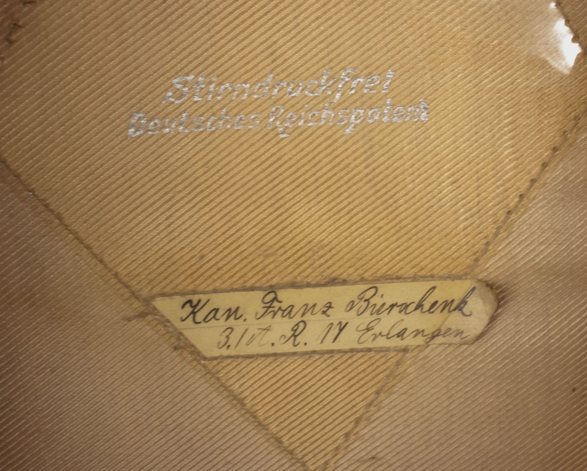 German Artillery NCO visor cap (NAMED: 3.1 A.R. 17. Erlangen) - Image 27