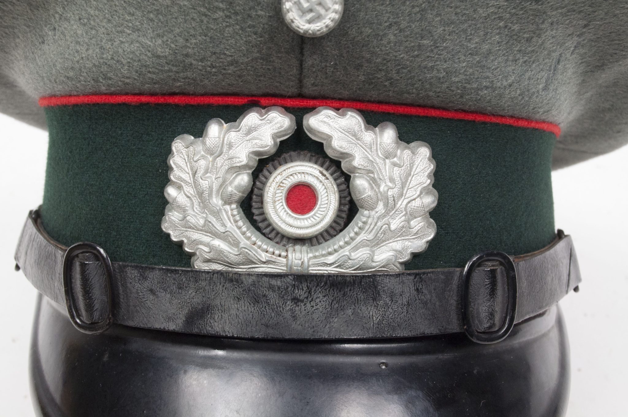 German Artillery NCO visor cap (NAMED: 3.1 A.R. 17. Erlangen) - Image 4