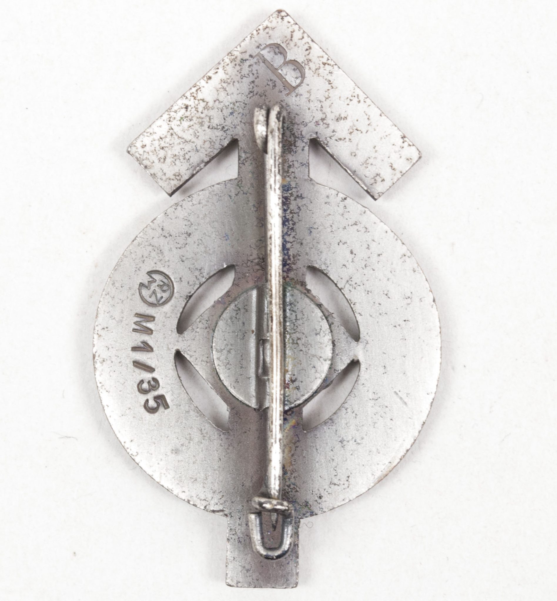 Hitlerjugend (HJ) Leistungsabzeichen in silver (B-Stück) – RZM M135 (1) Hitlerjugend (HJ) Leistungsabzeichen in silver (B-Stück) - RZM M135