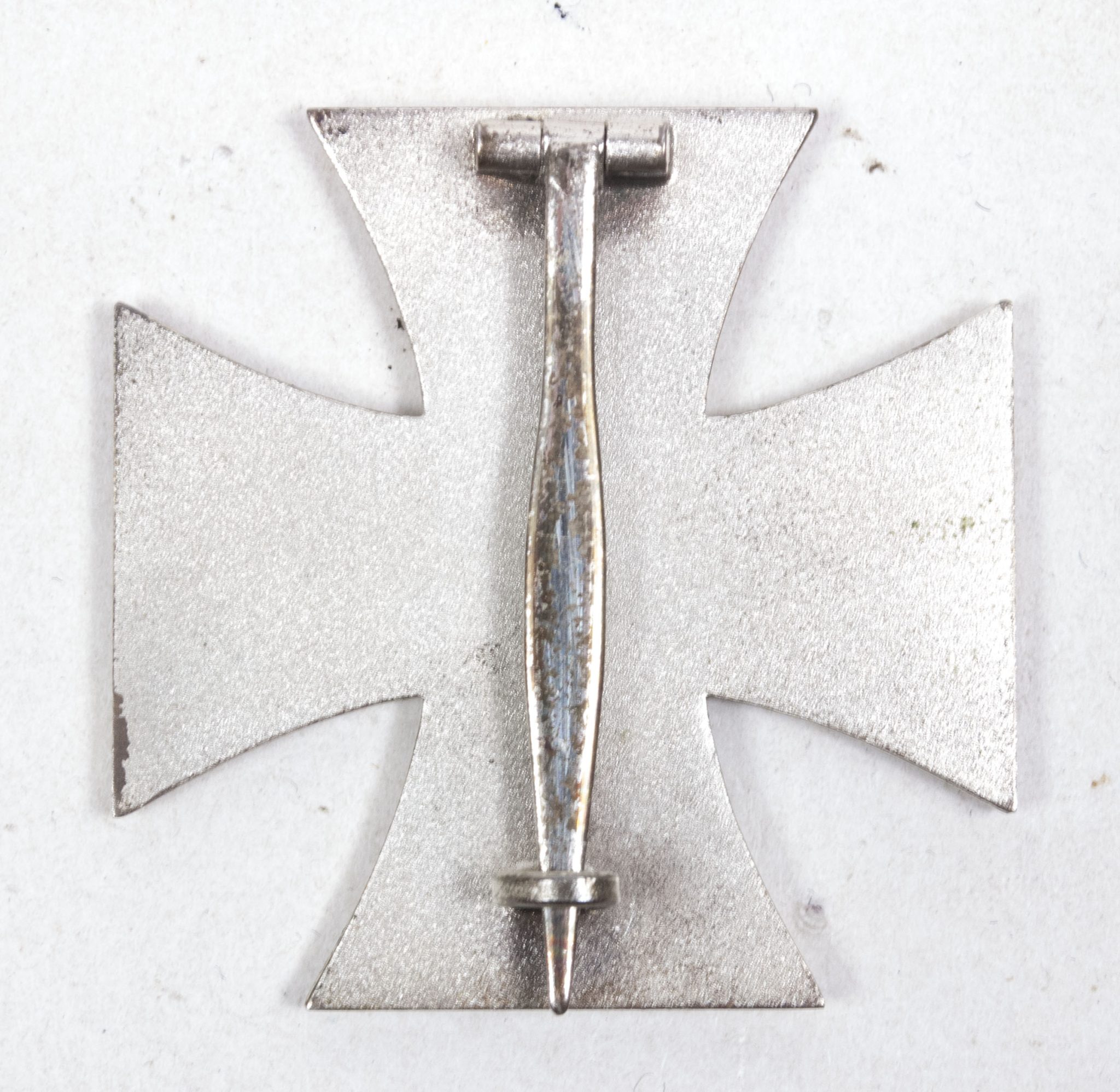 Iron Cross first Class Eiserne Kreuz Zweite Kalsse (EK2) maker B.H. Mayer (6) Iron Cross first Class Eiserne Kreuz Zweite Kalsse (EK2) maker B.H. Mayer