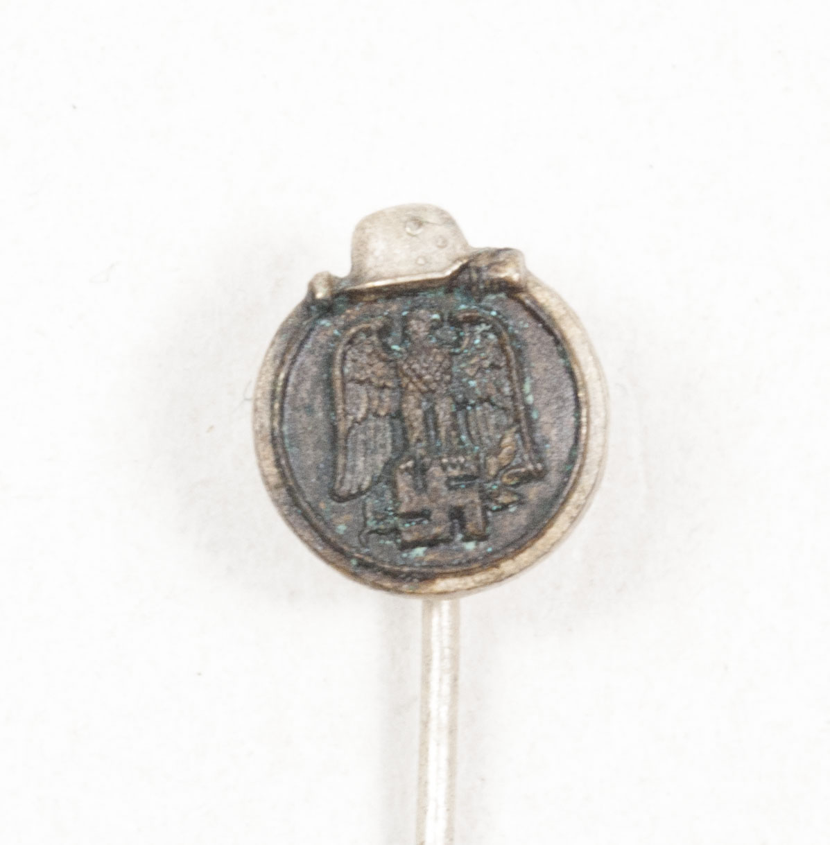 Miniature (9 millimeter) Winterschlacht im Osten Ostmedaille stickpin - extremely rare