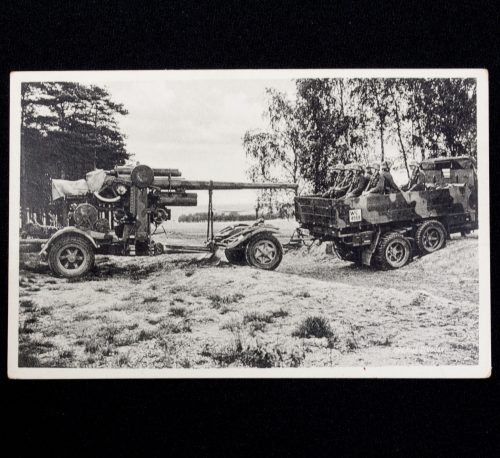 (Postcard) Flakgeschütz in Stellung fahrend