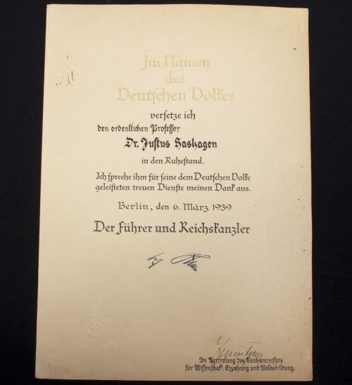 Retirement citation (Urkunde zur Versetzung in den Ruhestand) for a Professor (1939)