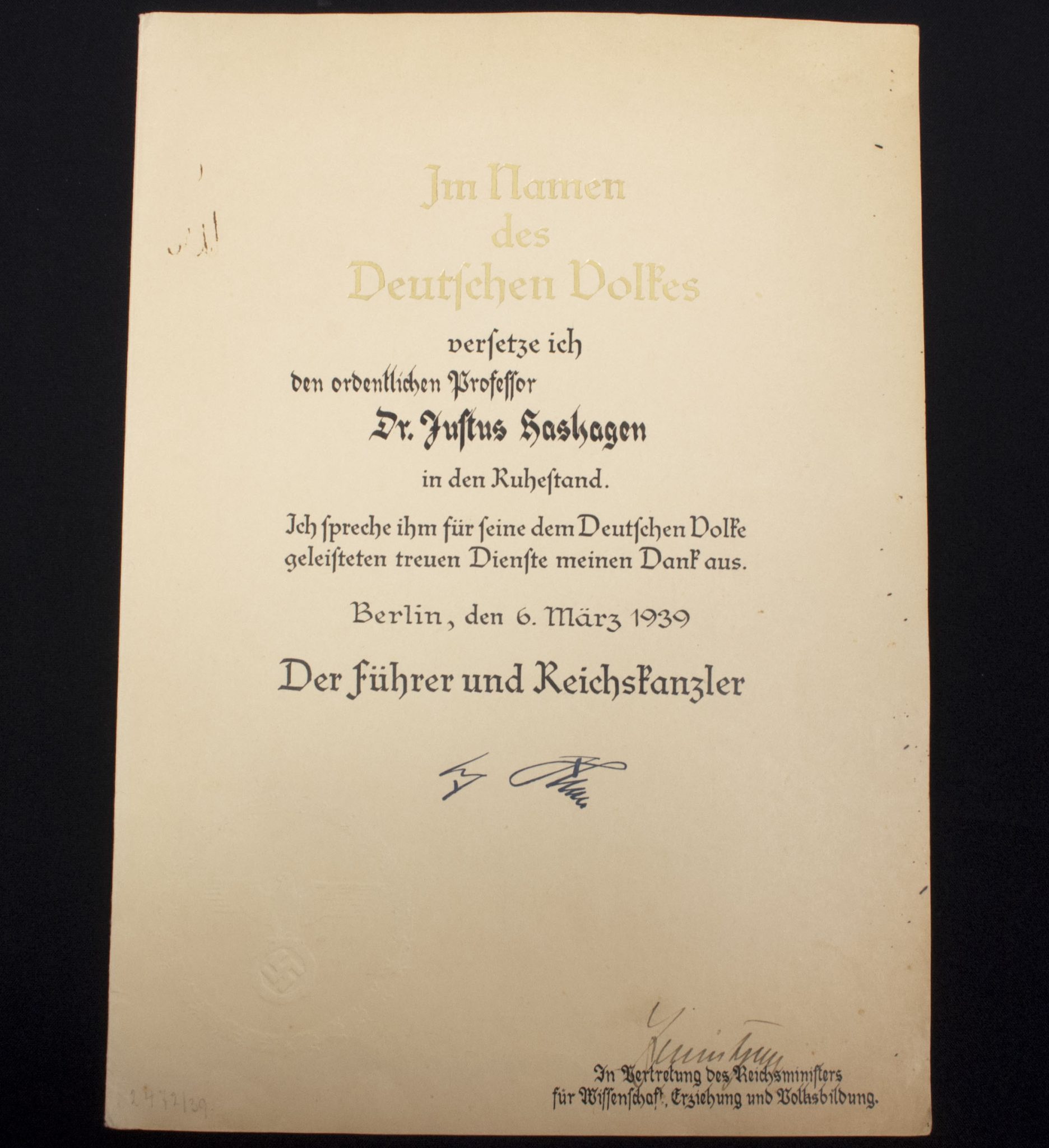 Retirement citation (Urkunde zur Versetzung in den Ruhestand) for a Professor (1939)