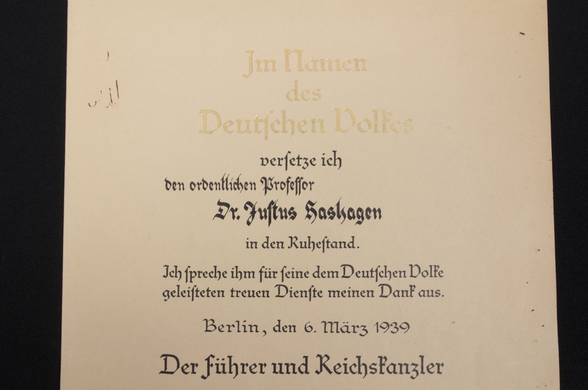 Retirement citation (Urkunde zur Versetzung in den Ruhestand) for a Professor (1939)