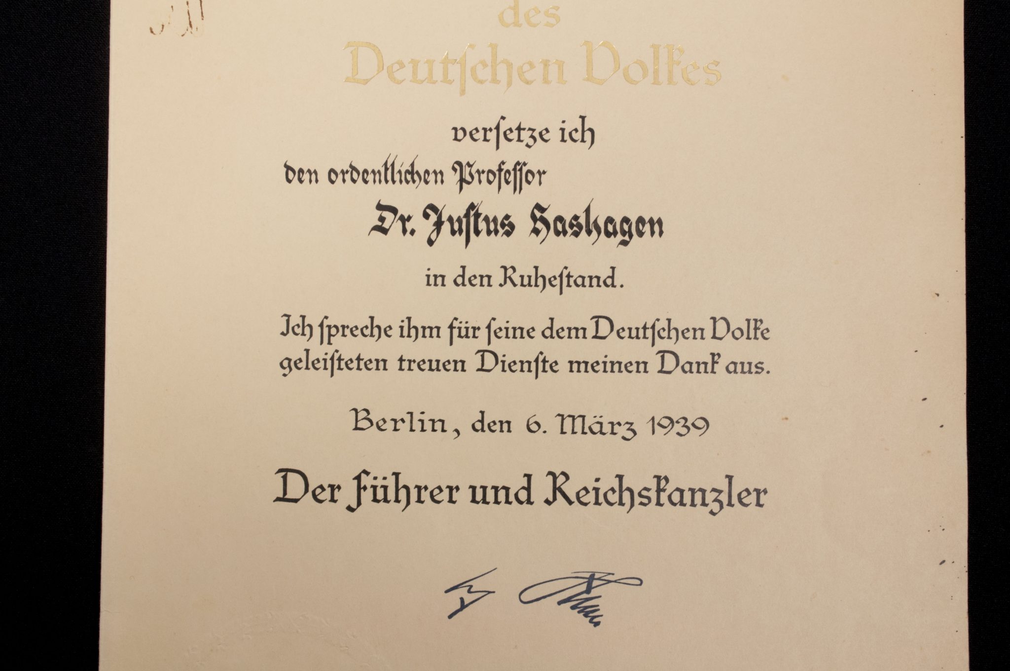 Retirement citation (Urkunde zur Versetzung in den Ruhestand) for a Professor (1939)