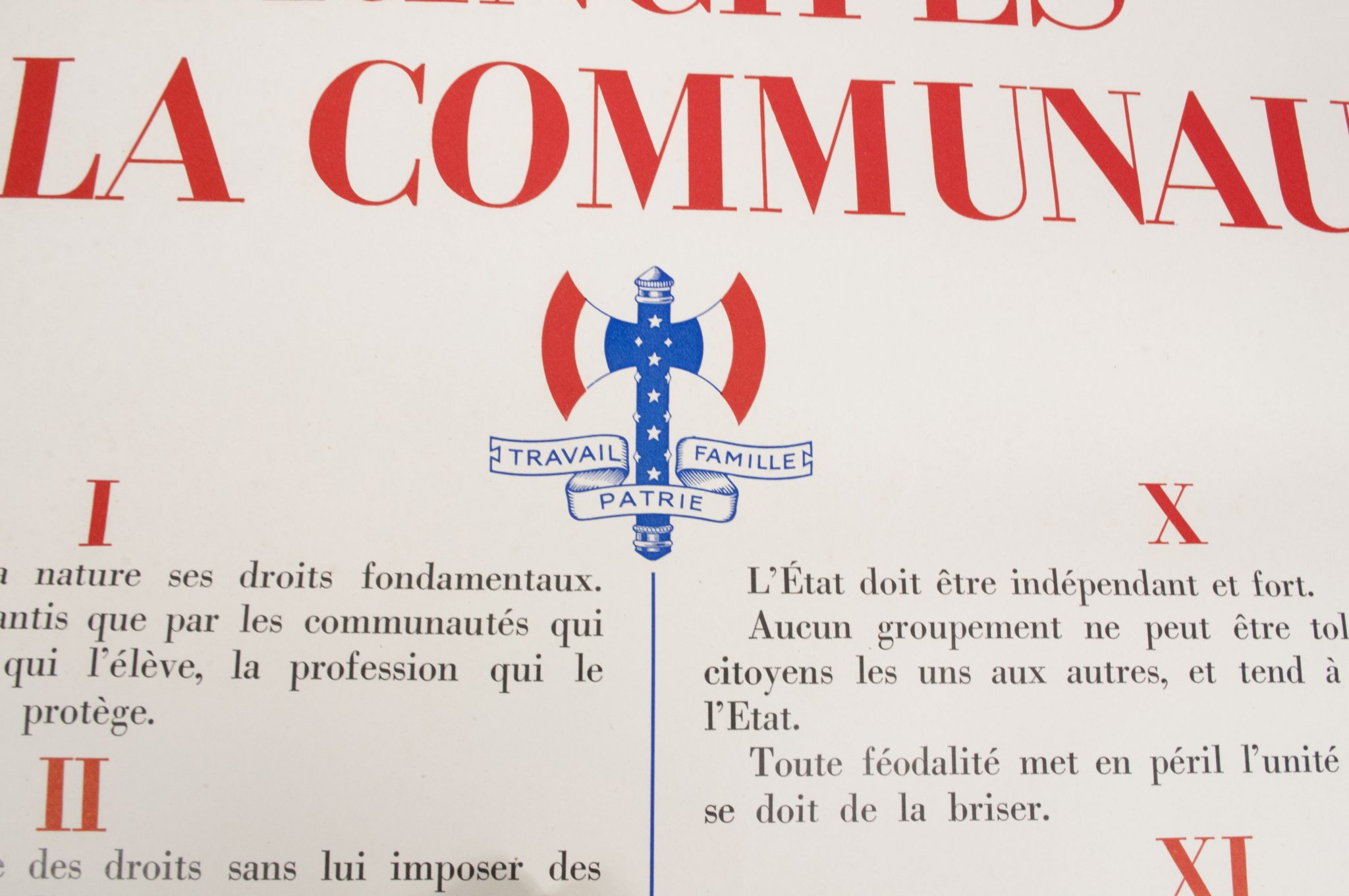 Vichy France poster + Marechal Petain book: "Principes de la Communauté" - Image 7